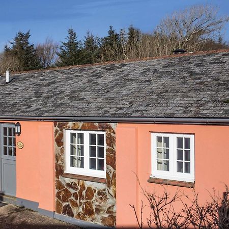 The Stables Villa Hartland Exterior photo